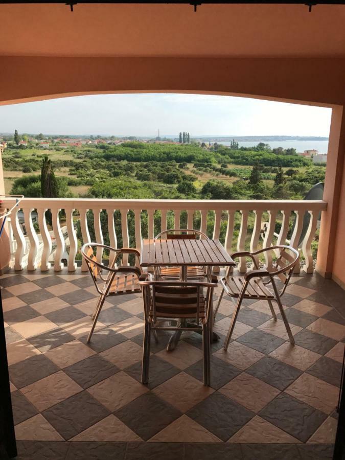 Apartments Bernarda 2 Нин Экстерьер фото
